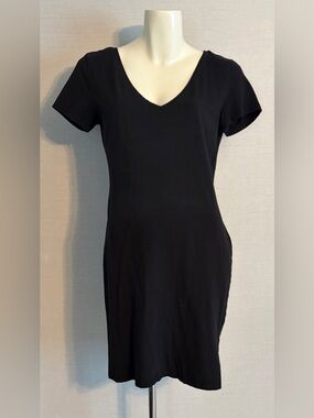 Women’s Size Large V-Neck Short Sleeve H&M Basic Black Dress